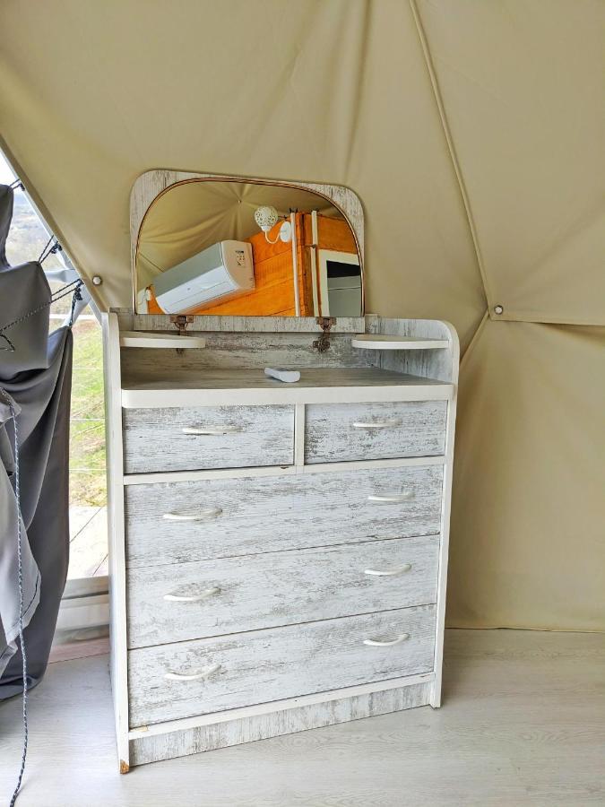 4 Seasons. 4 სეზონი Glamping Georgia Racha Амбролаури